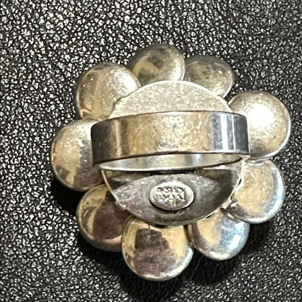 Joan Rivers Silver-Tone Multi-petal Flower Vintage Ring